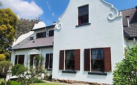Oak View Manor